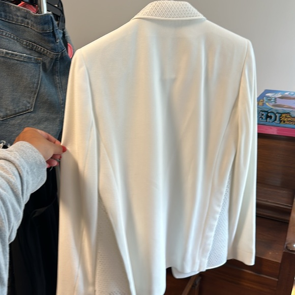 Elie tahari blazer with mesh panel - Picture 6 of 6